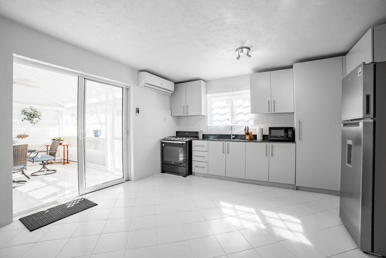 Banyan Beach House Villa Bridgetown Buitenkant foto