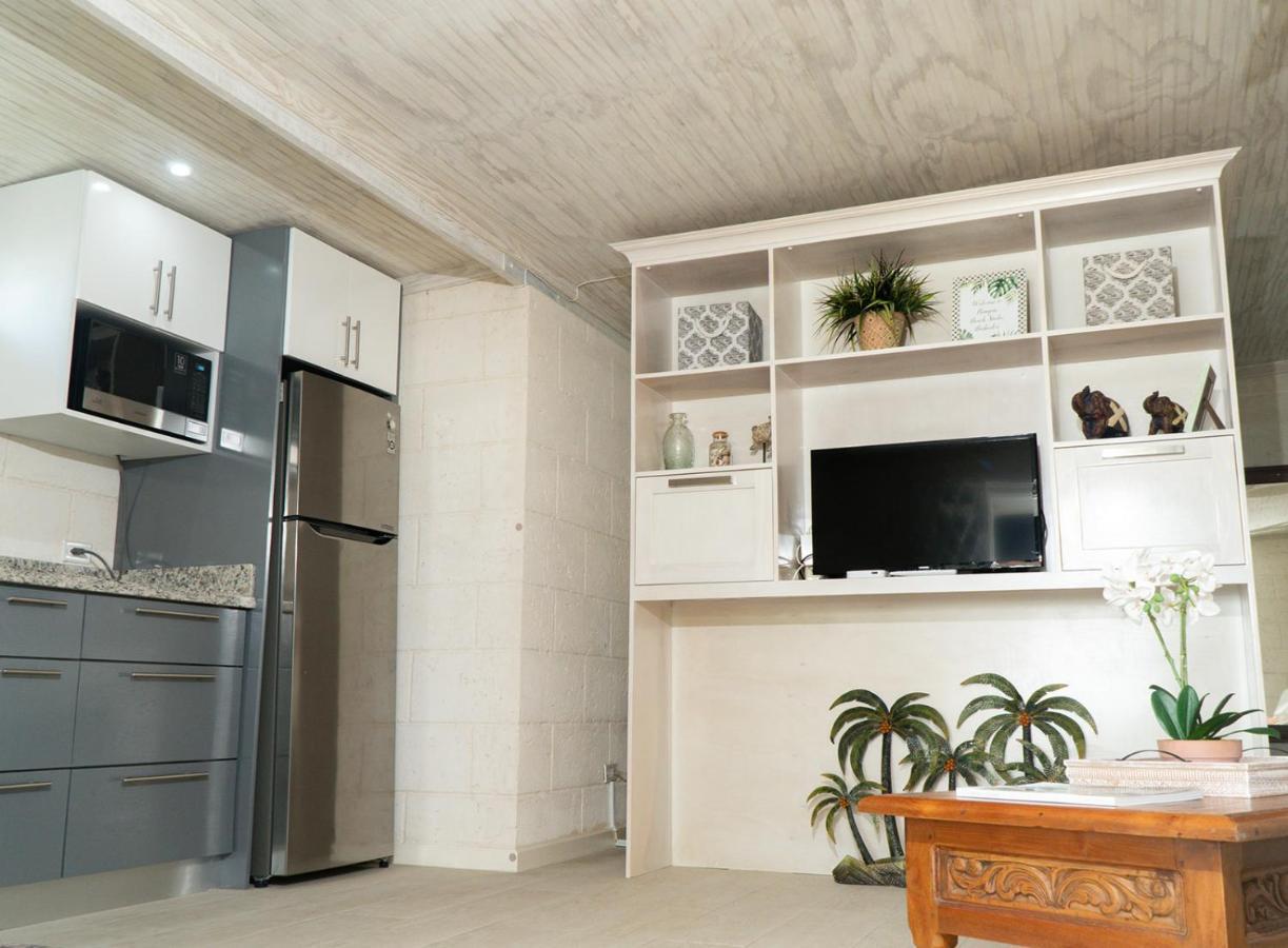 Banyan Beach House Villa Bridgetown Buitenkant foto